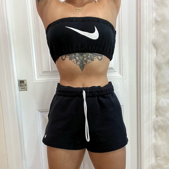 Nike lounge set shorts Clearance